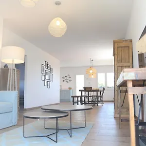  Aparthotel Masia Rovira - Esc1852