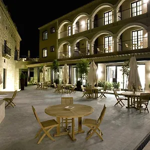 Palacio De Hotel Mengíbar